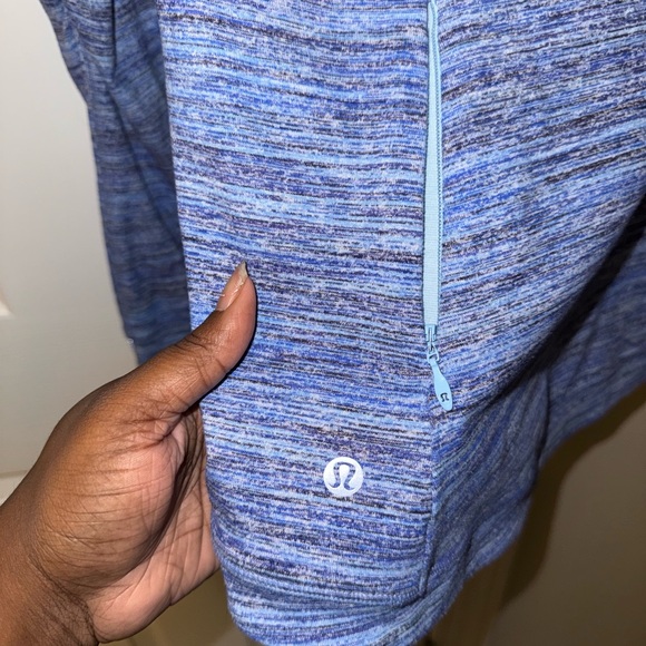 Lululemon Runderful along sleeve top - Picture 5 of 6